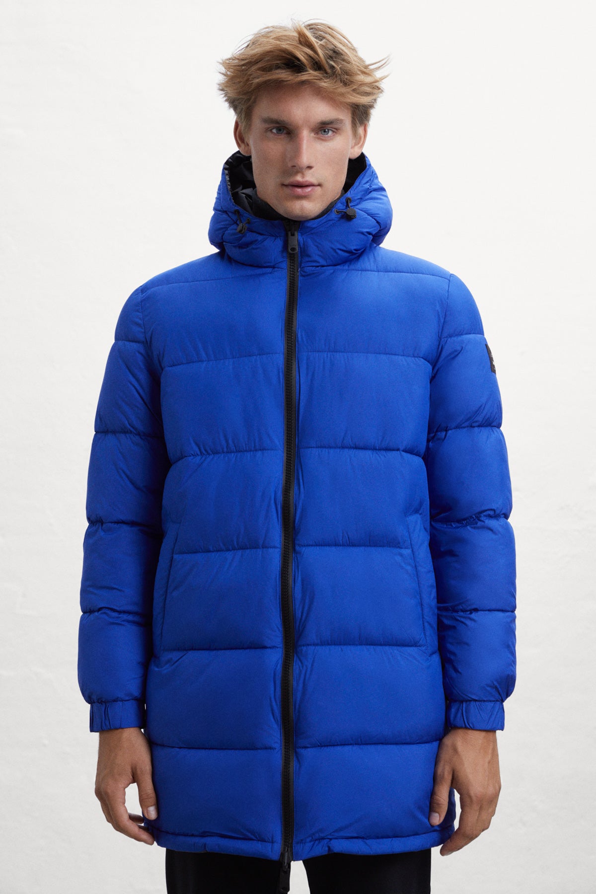 abrigo-acolchado-hombre-626ami-1.jpg